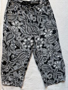 Talbots Petite Black and White Wide Leg Cropped Pants